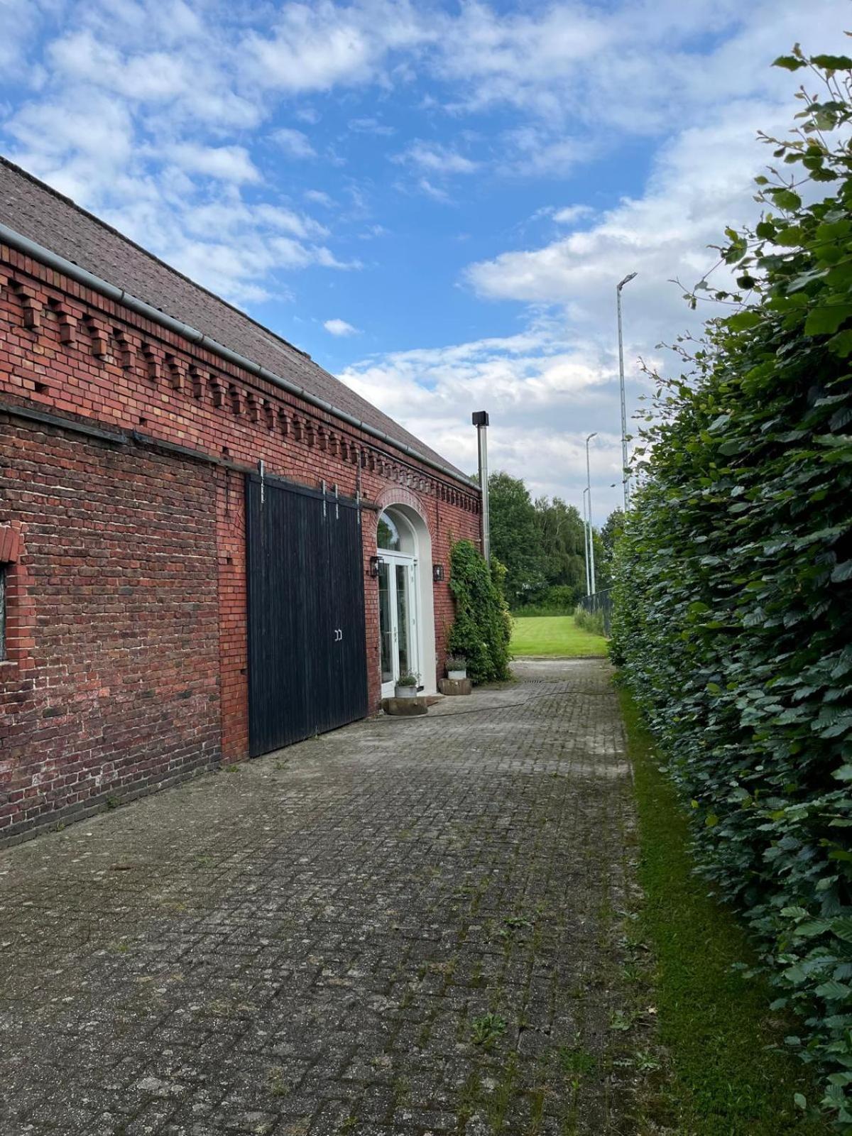 Vakantiewoning Fruitschuur De Morel Venlo Bagian luar foto
